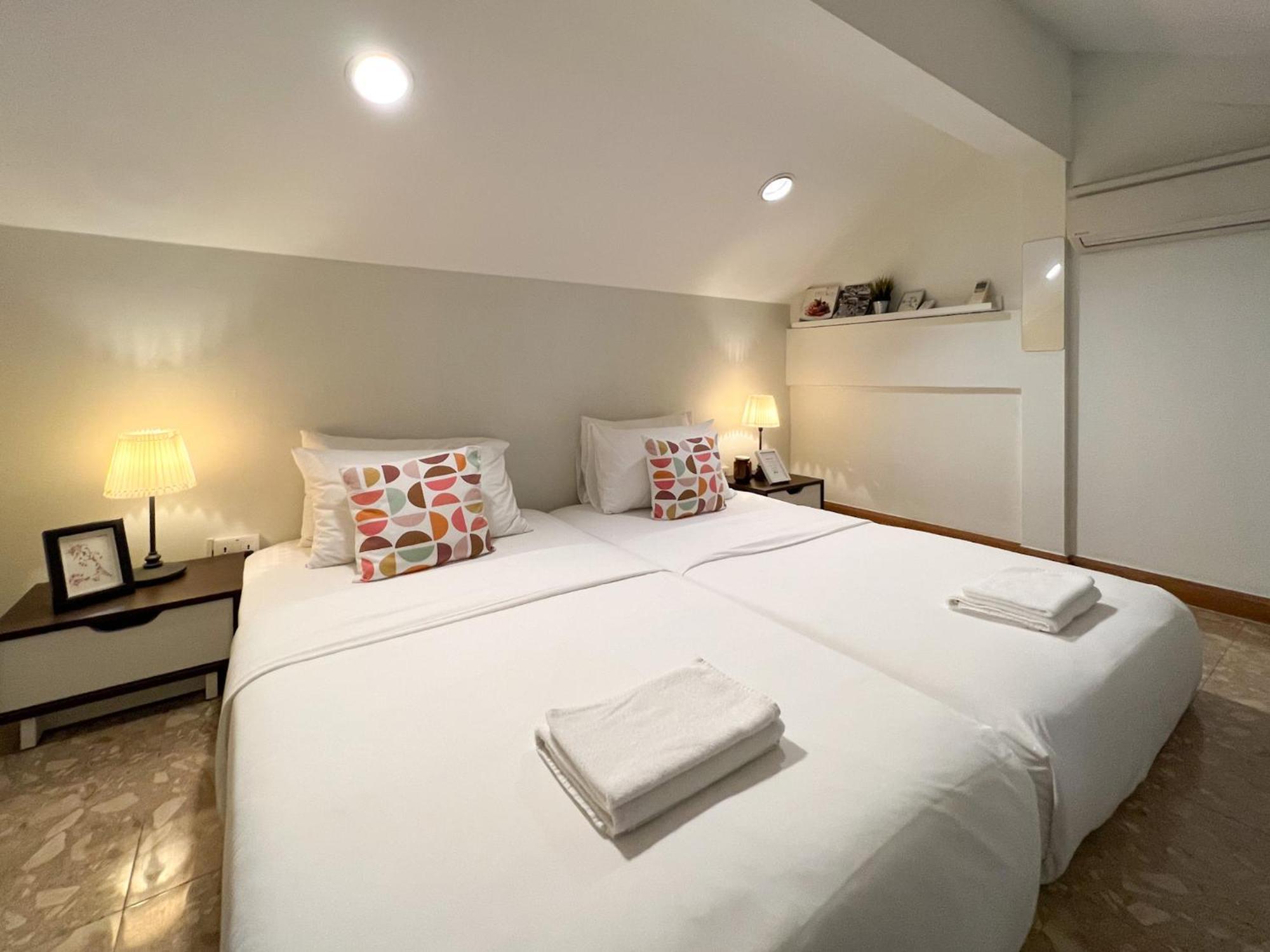 Neveu Premier Residence : Ratchada Банкок Екстериор снимка