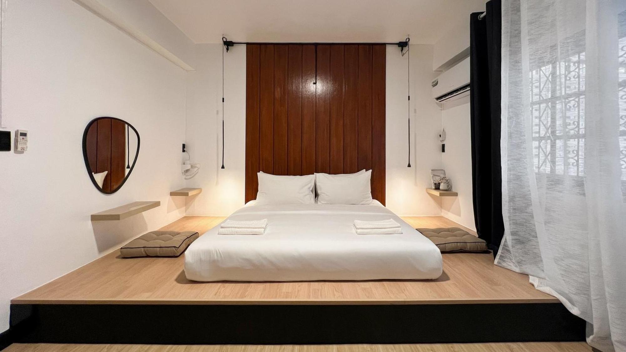 Neveu Premier Residence : Ratchada Банкок Екстериор снимка